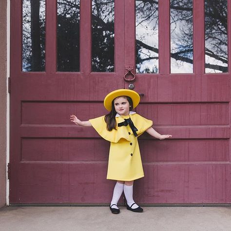 All set for book week... Just need to find another eleven girls to make her costume really authentic 💛💛 or an appendicitis 🙊 #bookweek #bookweek2016 #madeline Bookweek Costumes, Madeline Costume, Literary Costumes, Madeline Book, Amazing Halloween Costumes, Old Halloween Costumes, Character Halloween Costumes, Character Dress Up, Book Costumes