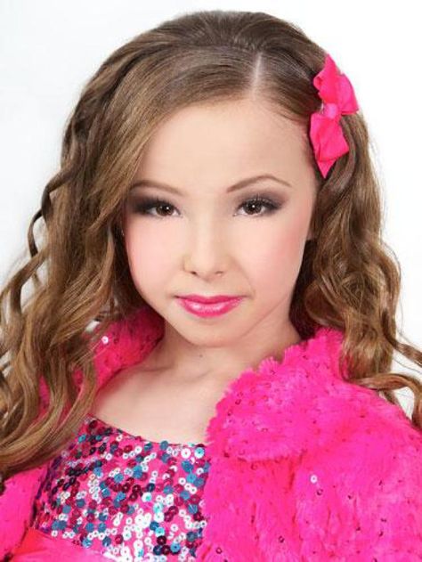 Dance Moms Pyramid Pictures, Dance Moms Sophia, Dance Moms Headshots, Dance Moms Pyramid, Sophia Lucia, Best Salsa, Dance Moms Cast, Abby Lee Miller, Dance Styles