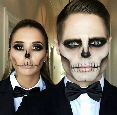 Rostros Horror Smink, Makijaż Sugar Skull, Skeleton Face Paint, Makeup Clown, Makeup Zombie, Creative Halloween Makeup, Angel Halloween Costumes, Halloweenský Makeup, Make Up Foundation