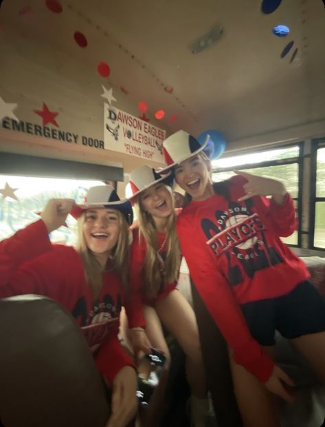 Senior Year Volleyball, Game Day Volleyball, Volleyball Friends, Volleyball Game Day, High School Volleyball, Bus Party, Volleyball Stuff, High School Cheer, Volleyball Game