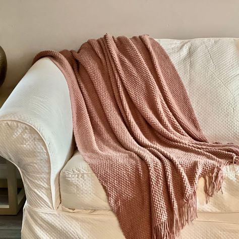 Blush Pink Home Accessories, Blush Pink Throw Blanket, Pink Boho Bedding, Dusty Pink Blanket, Cottage Den, Coral Throw Blanket, Pink Bedroom Accessories, Blanket With Tassels, Pink Throw Blanket