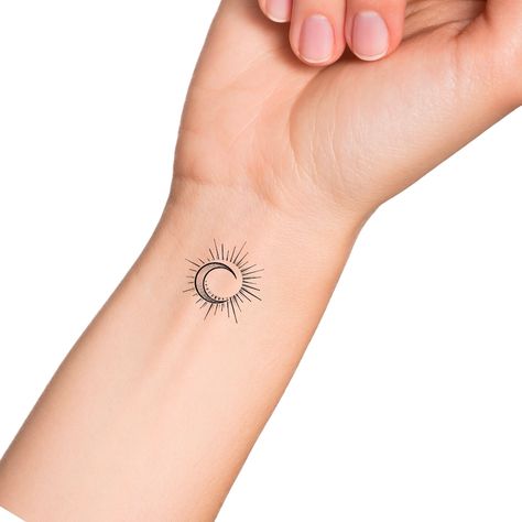 Moon Sun Temporary Tattoo - Etsy Tattoo Para, Small Pretty Tattoos, Sun Tattoos, Wrist Tattoos For Women, Small Hand Tattoos, Discreet Tattoos, Subtle Tattoos, Moon Sun, Elegant Tattoos