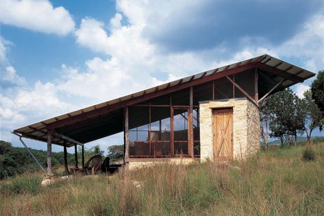 Hill Country Jacal | Lake Flato Lake Flato, Contemporary Cabin, Hill Country Homes, Simple Shed, Steel Framing, Small Building, Limestone Wall, Residential Architect, Shed Roof