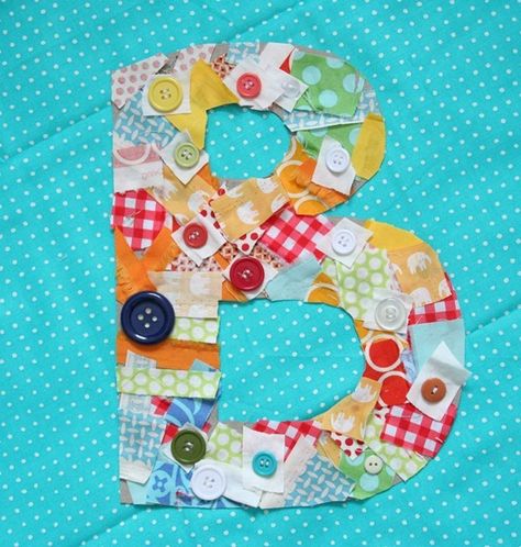 Scrap Craft | Cluck Cluck Sew Diy Monogram Letters, Homemade Kids Gifts, The Letter B, Creeper Minecraft, Diy Monogram, Family Crafts, Childrens Crafts, Button Crafts, Easy Crafts For Kids