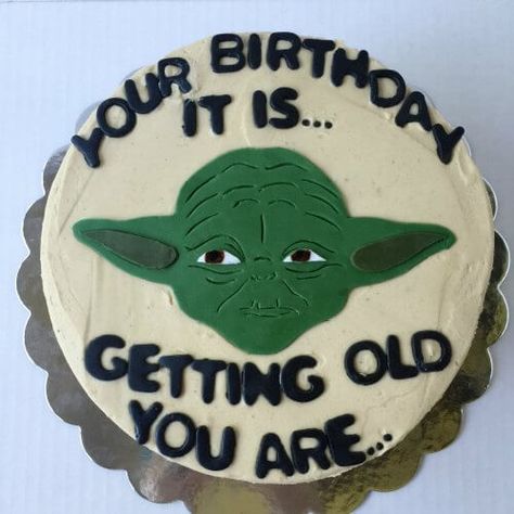 Star Wars Torte, Star Wars Cake Toppers, Yoda Cake, Star Wars Birthday Cake, Star Wars Cookies, 8th Birthday Cake, Dad Birthday Cakes, Star Wars Cake, Star Wars Birthday Party