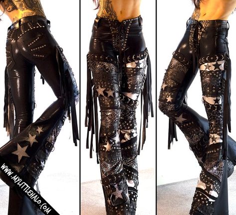 Edgy Pants, Wrestling Outfits, Studded Leggings, Denim Fringe, Fashion Alternative, Metal Clothing, Bleached Denim, Hipster Outfits, Metal Fashion