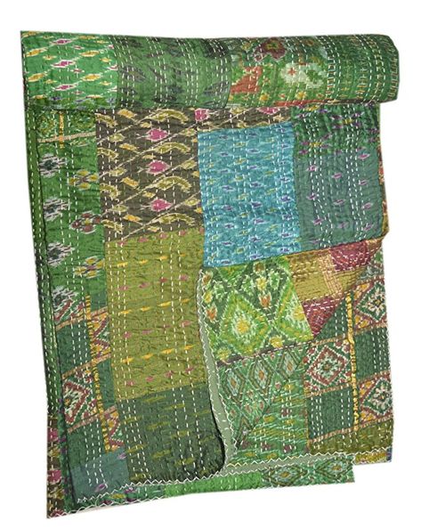 Hippy Blanket, Indian Patchwork, Silk Blanket, Patchwork Diy, Asian Textiles, Queen Bedding, Quilt Bedspread, Indian Quilt, Bedding Throw