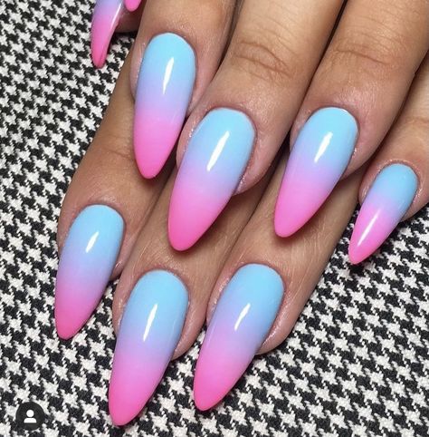 Blue To Pink Ombre Nails, Pink Blue Nails, 80s Nails, Character Nails, Purple Ombre Nails, Hoco Nails, Paris Nails, Pink Summer Nails, Gel Toe Nails