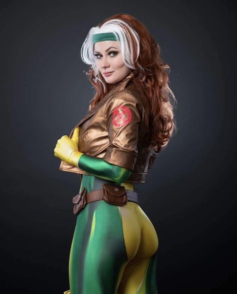 Rogue Xmen Costume, Rouge Xmen, Rogue Costume, Rogue Cosplay, Xmen Cosplay, Rare Comic Books, Marvel Rogue, Rogue Gambit, Marvel Superheroes Art