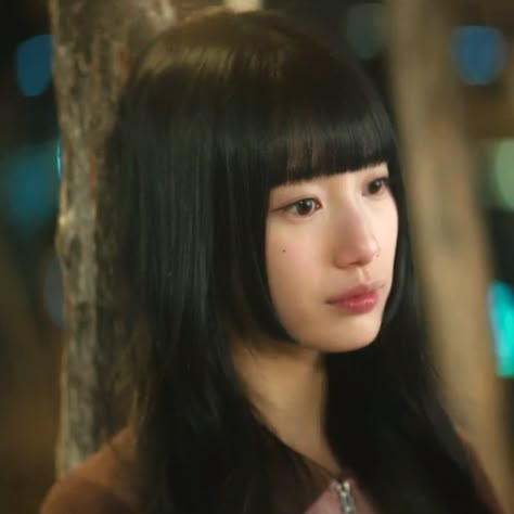 Lee Doona - Bae Suzy Leng Leng, Doona Bae, Lee Doona, Donna Lee, Bae Suzy, Asian Hair, Afro Hairstyles, Dark Hair