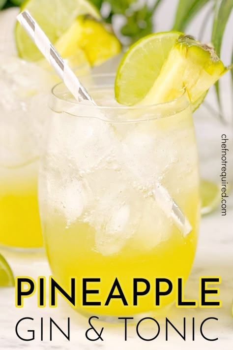 Summer Holiday Cocktails, Fresh Pineapple Cocktail Recipe, Pineapple Soda Cocktail, Gin And Juice Cocktail, Pineapple Gin Cocktail Recipes, Gin And Pineapple Cocktail, Gin Drinks Summer, Pineapple Gin Cocktail, Pineapple Cocktail Drinks