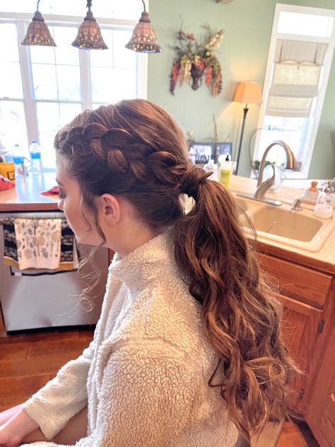 Braid into a low pony and curled Low Pony Braid, Low Braid, Low Pony Hairstyles, Straight Prom Hair, Low Ponytail Hairstyles, Bridemaids Hairstyles, Cute Prom Hairstyles, Fancy Braids, Dance Hair