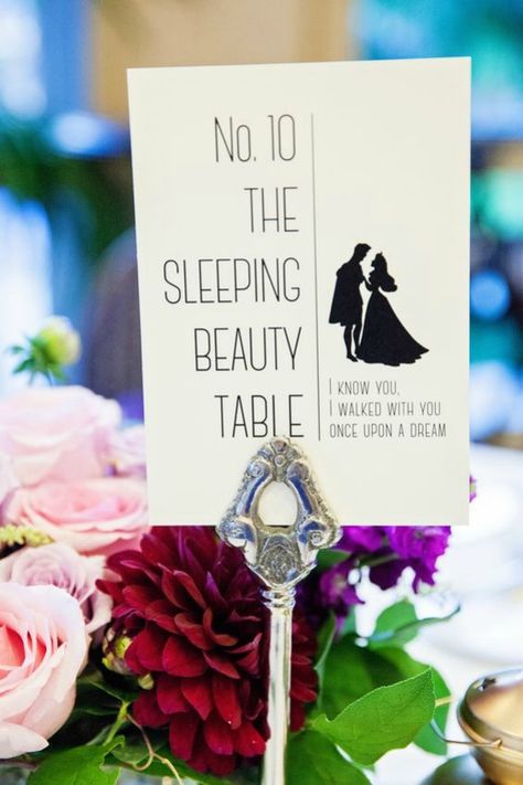 Wedding Table Themes, Disney Inspired Wedding, Tema Disney, Disney Wedding Theme, Wedding Table Names, Disney Fairy Tale Weddings, Vintage Weddings, Fairy Tale Wedding, Disney Theme