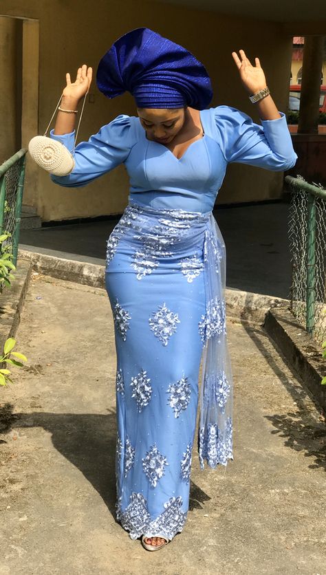 Straight Lace Gown Styles Aso Ebi, Straight Gown Lace Asoebi, Lace Dinner Dress, Long Straight Dress, Lace Asoebi, Lace Asoebi Styles, Asoebi Style, African Gowns, Ghanaian Wedding