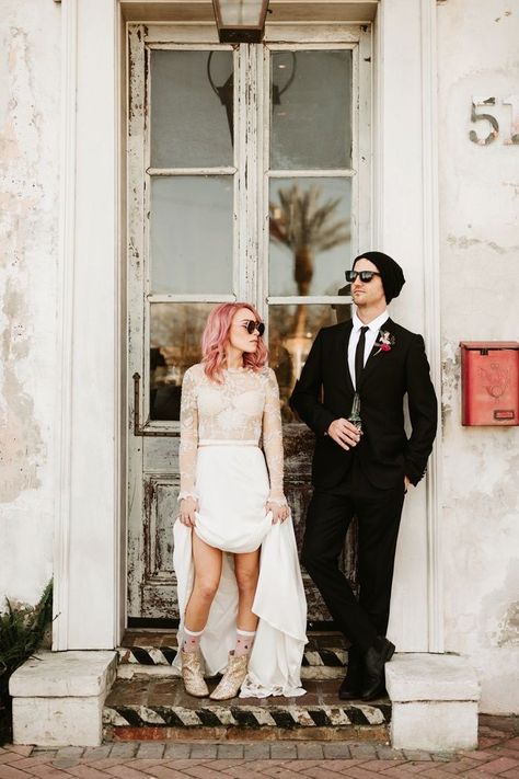 The eclectic and boho styles in this New Orleans wedding at Race + Religious are giving us total heart eyes! | Image by Lauren Scotti Industrial Wedding Photoshoot, Urban Bohemian, Edgy Wedding, Rock Wedding, Religious Wedding, Summer Dresses For Wedding Guest, New Orleans Wedding, Urban Wedding, Wedding Preparation