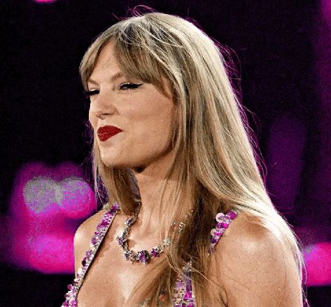 Taylor Swift Discord Pfp, Lover Taylor Swift Icons, Lover Taylor Swift Gif, Taylor Swift Banner Gif, Taylor Swift Reaction Pics, Taylor Swift Gifs, Taylor Swift Gif, Tyler Smith, Bridget Bardot