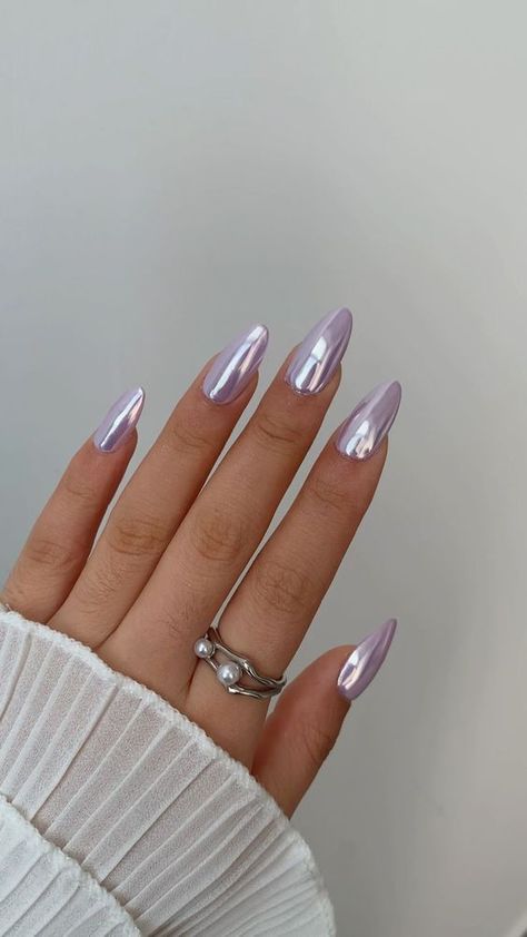 Lavender Purple Pearl Nail Art 💜✨ Purple Spring Nails, Nail Design 2023, Holographic Nail Designs, Almond Nail Tips, French Manicure Acrylic Nails, Pearl Nail Art, Pearl Nail, Box Beauty, Velvet Nails