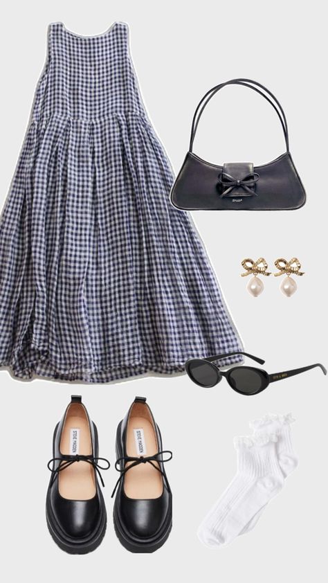 Outfit inspo modern style chic summer outfit inspo dress gingham Outfit Inspo Dress, Gingham Outfit, Chic Summer Outfits, Outfit Collage, Gingham Dress, Style Chic, Summer Outfit, Gingham, Modern Style