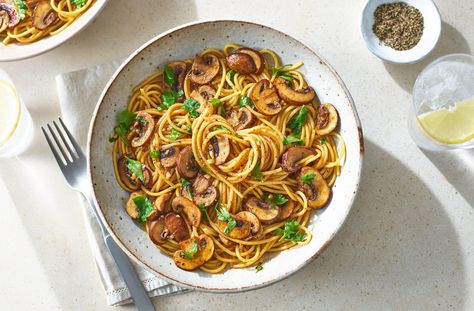 Butter Mushroom Pasta, Quick Meal Ideas, Soy Butter, Lunch Easy, Mushroom Recipes Pasta, Butter Pasta, Tesco Real Food, Midweek Meals, Mushroom Pasta