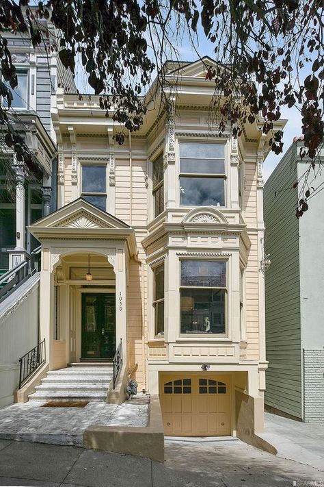 San Francisco Row House, San Francisco Townhouses, San Francisco Townhouse Floor Plan, Sanfransico House, San Francisco Apartment Exterior, House Old Style, San Francisco Townhouse, San Francisco Homes, San Sequoia