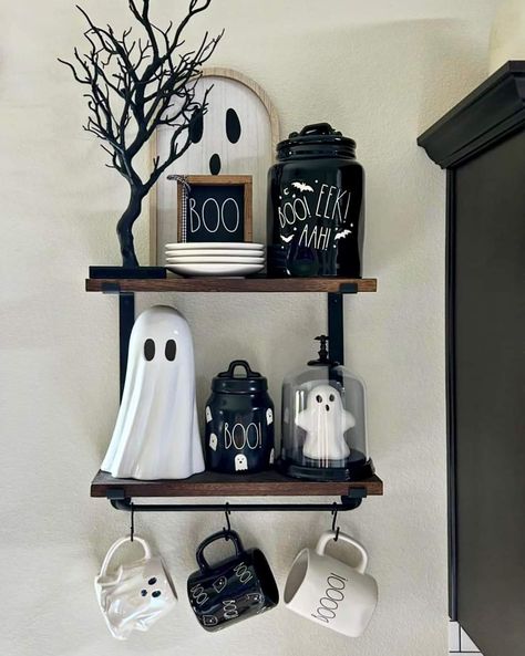 Tiered Tray, Tray, Halloween