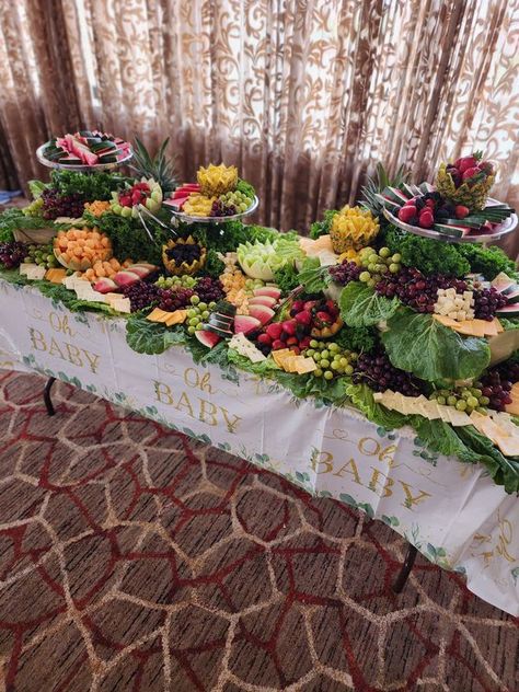 Fruit Tray Displays, Fruit And Cheese Display, Cheese Display, Tray Display, Fruit Tray, Meat And Cheese, Touch Of Gold, Tray, Cheese