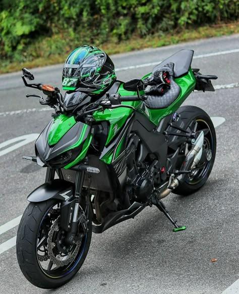 Z1000 Kawasaki Wallpapers, Wallpaper Sigma, Kawasaki 500, Ninja Motorcycle, Moto Wallpapers, Freestyle Motocross, Custom Built Motorcycles, Kawasaki Bikes, Image Moto