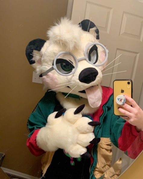 Bunny Fursuit Head, Fursuit Convention, Partial Fursuit Outfits, Fursuit Mouth, Ferret Fursuit, Screech Fursuit, Possum Fursuit, Cool Cosplay Ideas, Cool Fursuits