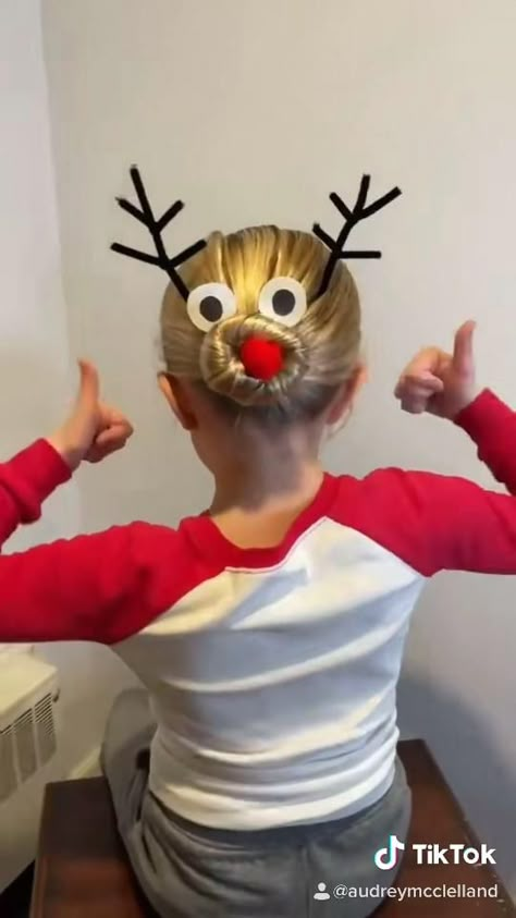 Rudolph Hair Bun, Christmas Hair Day At School, Crazy Holiday Hair Christmas, Crazy Hair Day For Christmas, Grinch Day Hair Ideas, Wacky Christmas Hair, Christmas Hair Ideas For Kids Easy, Crazy Hair Christmas Ideas, Christmas Hair Accessories Diy