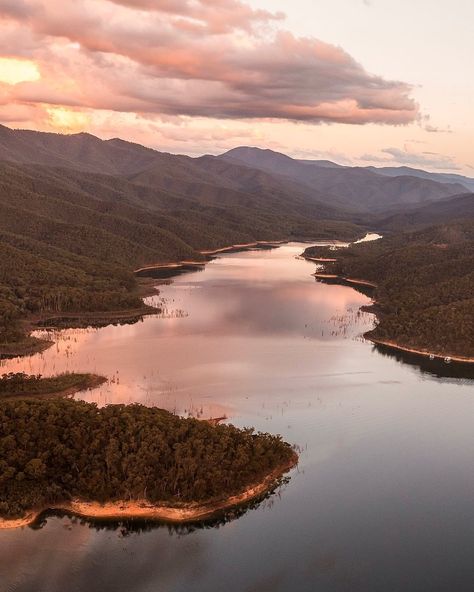 Lake Eildon Victoria, Australian Adventures, Sunset Over Lake, Lake Victoria, Water Skis, Dense Forest, Mountain Bike Trails, Recreational Activities, Wildlife Sanctuary