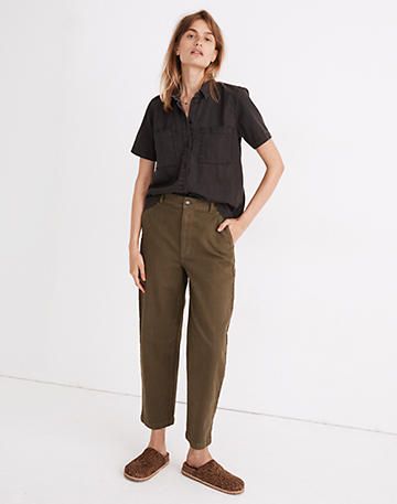 Women's Essentials: Tops | Madewell Cotton Farming, Androgynous Fashion, Fit Body, Madewell Denim, Denim Shorts Women, Short Sleeve Button Up, Business Casual Outfits, High Point, Shirt Outfit