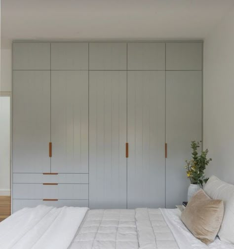 [Sponsored] 37 Top Scandinavian Minimalist Bedroom Wardrobe Advice To Learn More Straight Away #scandinavianminimalistbedroomwardrobe Built In Wardrobe Ideas Layout, Bedroom Wall Cabinets, Bedroom Wardrobe Design, Bedroom Built In Wardrobe, Bedroom Cupboards, Build A Closet, Small Bedroom Designs, Wardrobe Design Bedroom, Bedroom Wardrobe