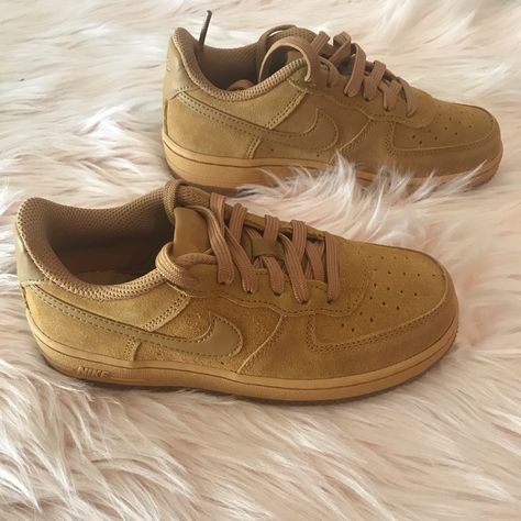 Brand New In The Box, Never Worn, Excellent Condition. Size: 13c Color: Wheat/Wheat Gum Chunky Brown Shoes, Nike Brown Shoes, Brown Nikes, Brown Nike Shoes, Kappa Slides, Light Brown Shoes, Tan Color Shoes, Nike Shoes Photo, Shoes For Fall