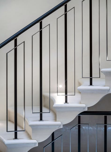 Cute Staircase, Minimalist Staircase, درابزين السلم, Staircase Design Ideas, درج السلم, Interior Stair Railing, Staircase Interior Design, Staircase Design Modern, Staircase Railing