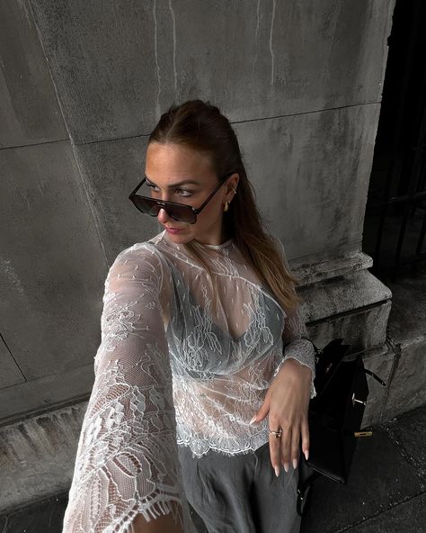 It feels like ages that I blessed your feed with my last picture 🤍 happy weekend guyssssss Styleinspo|neutralstyle|lace blouse|classy outfits|chic and comfy|effortlessly chic|outfit ideas|kitten heels Blouse Classy, Chic Outfits Classy, Chic Outfit Ideas, Effortlessly Chic Outfits, Outfits Chic, Chic Outfit, Happy Weekend, Lace Blouse, My Last