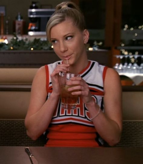 Glee Brittany, Brittany Pierce, Brittany S Pierce, Glee Santana And Brittany, Brittany And Santana, Glee Fashion, Heather Morris, Quinn Fabray, Loving Him Was Red