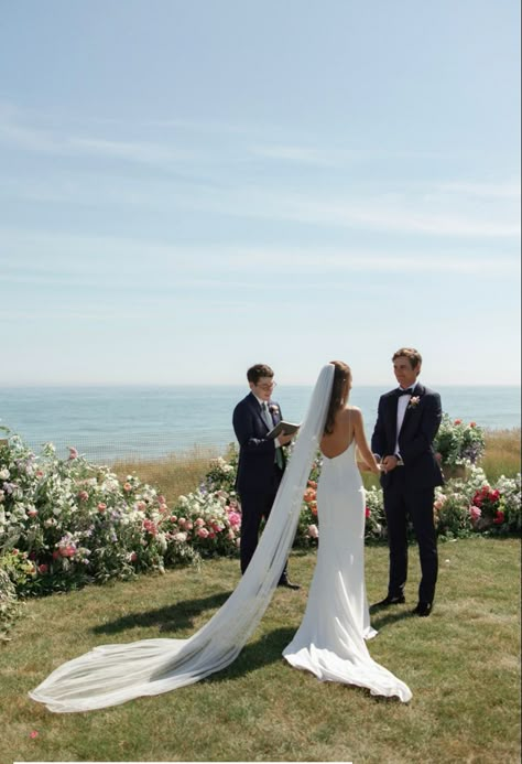 Nantucket Wedding, East Coast Wedding, Wedding Ceremony Flowers, England Wedding, Coastal Wedding, Ceremony Flowers, By The Ocean, Wedding Mood Board, Wedding Goals