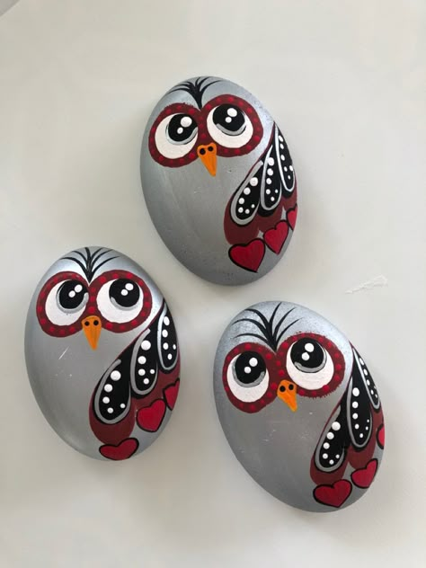 Owl Painted Rocks, Diy Crafts Ideas, Garden Rock Art, Diy Rock Art, Painted Rock Animals, Mandala Rock Art, Stone Art Painting, Painted Rocks Kids, Painted Rocks Craft