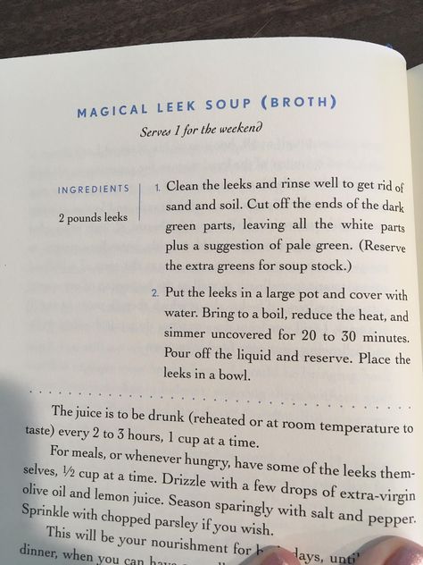 Leak Soup French, French Leek Soup Diet, French Women Don't Get Fat Rules, French Women Don't Get Fat Recipes, Leek Soup French Women, French Women Dont Get Fat Recipes, Mireille Guiliano, French Diet, Women Eating