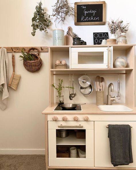 Corner In Kitchen, Play Basement, Corner Play Kitchen, Ikea Duktig Kitchen, Kids Play Corner, Ikea Kitchen Hack, Ikea Kids Kitchen, Grandmillennial Home, Ikea Play