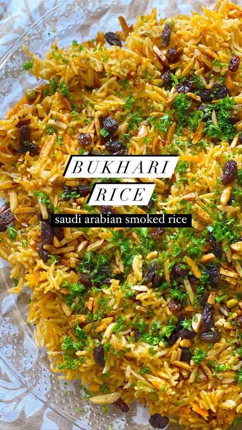 makedelicioushappen on Instagram: Recipe below ⤵️ 🍚Bukhari Rice (Saudi Arabian smoked rice) 2 cups basmati rice, washed and rinsed 1 tbsp olive oil 1 tbsp butter 1 onion,… Bukhari Rice Recipe, Orzo Salat, Dried Lime, Afghan Food Recipes, Orzo Salad Recipes, Indian Rice Recipes, Fresh Salad Recipes, Middle Eastern Dishes, Freeze Greens