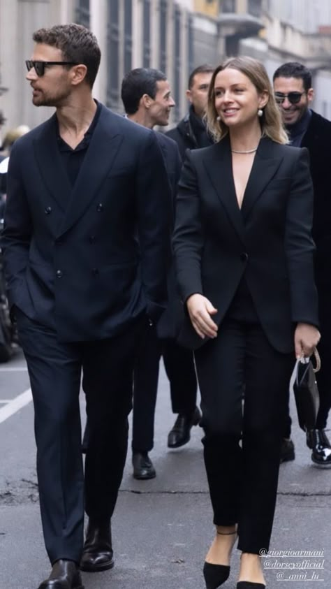 Theo James Fashion, Theo James 2023, Theo James And Ruth Kearney, Theo James Style, Theo James Suit, Ruth Kearney, Husband Aesthetic, Theodore James, Couples Therapist