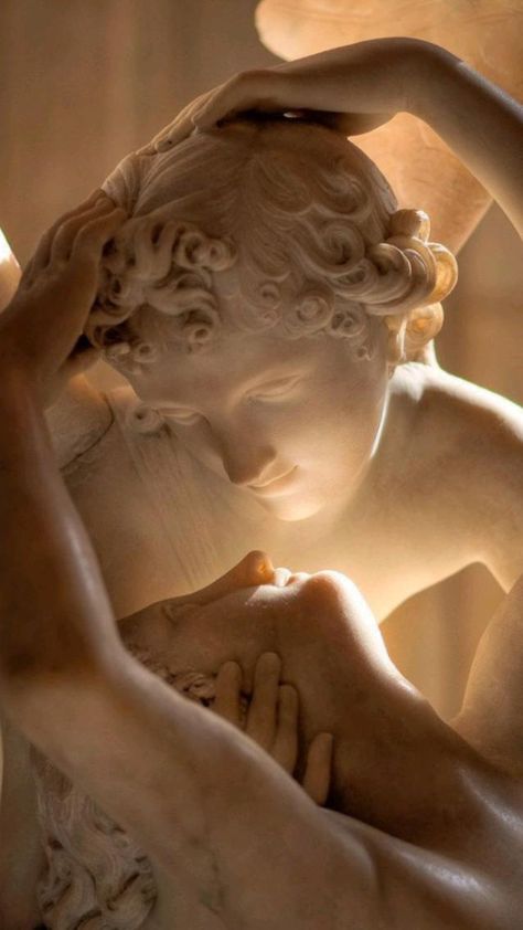 Body Sculpture Art, Eros And Psyche, Slow Sunday, Istoria Artei, Antonio Canova, Cupid And Psyche, Greek Statues, Greek Sculpture, Louvre Paris