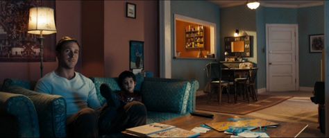 Room with several light sources, including cold light from TV and warm light from the kitchen bouncing on the wall and floor. Make it look dynamic but also balanced. Best Cinematography Movies, Nicolas Winding Refn, Drive 2011, Cinematography Lighting, Beautiful Cinematography, Filmmaking Inspiration, Best Cinematography, Marketing Concept, Movie Shots