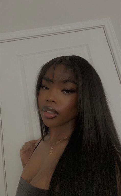 Almond Eye Makeup, Pretty Dark Skin, Frontal Wig Hairstyles, Brown Skin Makeup, Pretty Babe, Dark Skin Beauty, Cute Makeup Looks, Hair Laid, Favorite Hairstyles