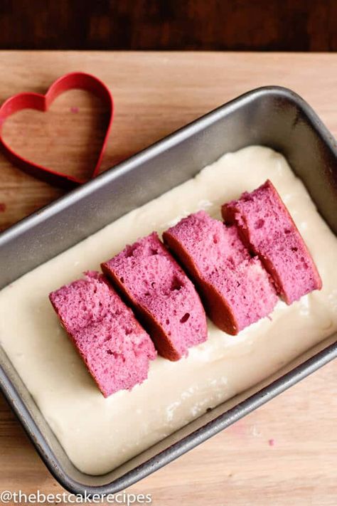 Heart Cake Easy, Vanilla Loaf, Vanilla Loaf Cake, Heart Cake Recipes, Powdered Sugar Glaze, Inside Cake, Cake Roll Recipes, Roll Recipes, Sugar Glaze