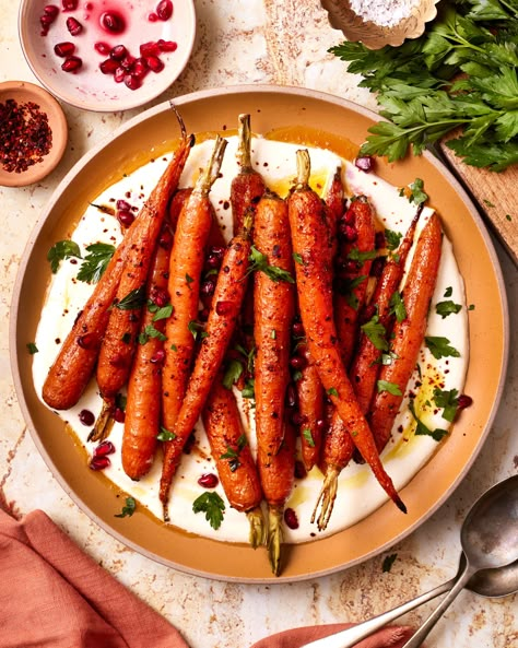 Carrots With Whipped Feta, Spiced Roasted Carrots, Fall Recipes Dinner, Cozy Fall Recipes, Honey Glazed Carrots, Spiced Carrots, Christmas Meals, Aleppo Pepper, Sugar Free Vegan