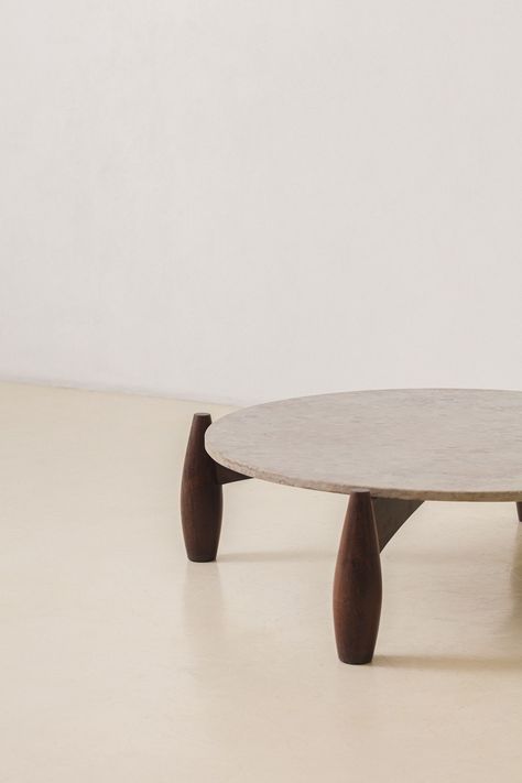 The iconic Brazilian designs inspired many other craftsmen and small manufacturers with their vanguard production concerning Brazilian materiality and the 'modern values' of the form itself. This round coffee table... Iconic Furniture Design, Iconic Furniture, Restoration Services, Turned Leg, Marble Coffee Table, Round Coffee Table, Table Style, Table Base, Marble Top