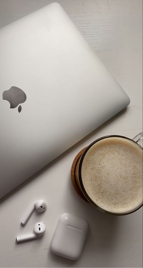 Macbook And Coffee Aesthetic, Cream Aesthetic, Aesthetic Coffee, Beige Aesthetic, A Cup Of Coffee, Branding Photoshoot, Brown Aesthetic, Instagram Inspo, White Aesthetic