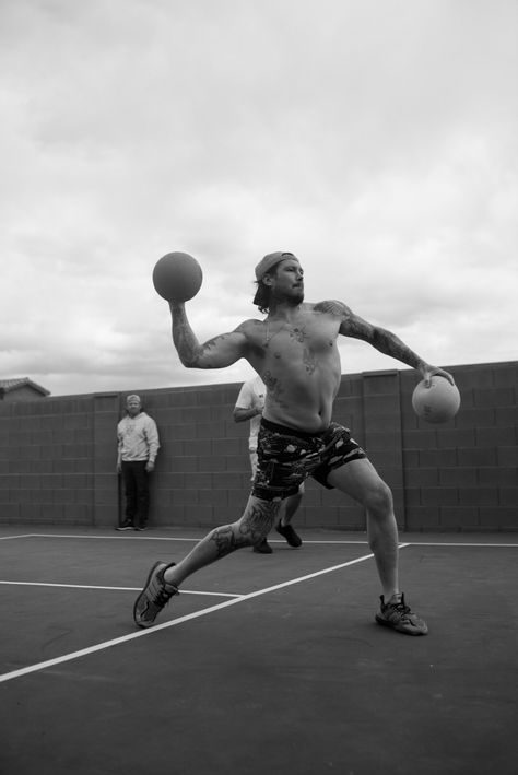 Dodgeball activity Dodgeball Aesthetic, Action Pictures, Poses Drawing, Drawing Bases, Body Reference Poses, The Pose, Daily Practices, Soft Serve, Poses References